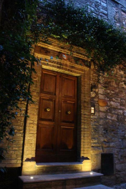 La Luna Nel Borgo Spello Exterior foto